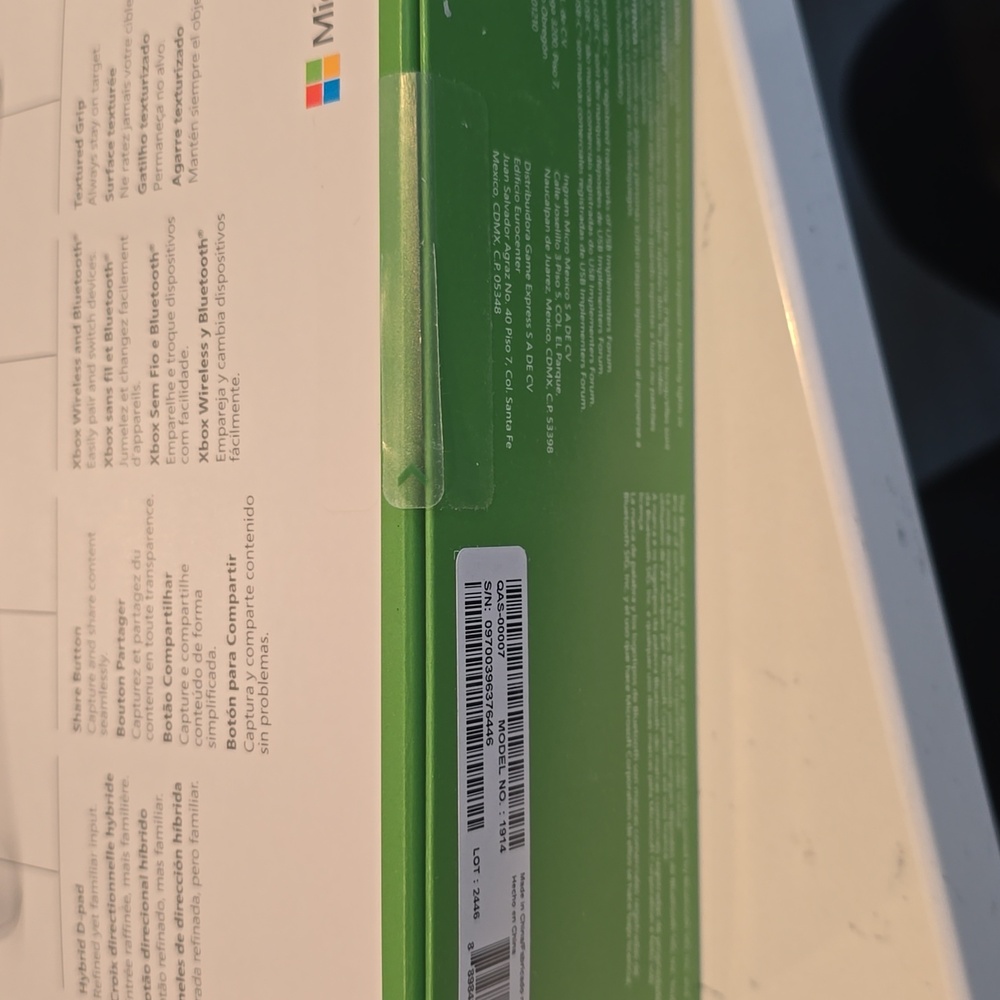 Xbox Wireless Controller - Picture 3 of 3